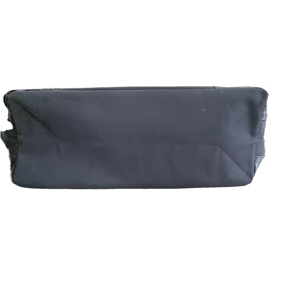 Burberry Fragrances Black Duffle Bag Weekender Tote Gray Nova Check Handles